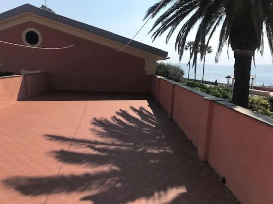 Casa Balbi Al Mare, Giardino E Posto Auto Privato Apartment Albisola Superiore Italy