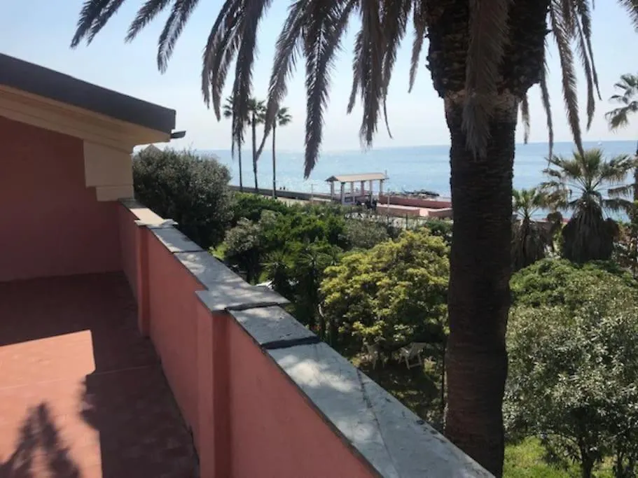 Casa Balbi Al Mare, Giardino E Posto Auto Privato Apartment Albisola Superiore 0*,  Italy